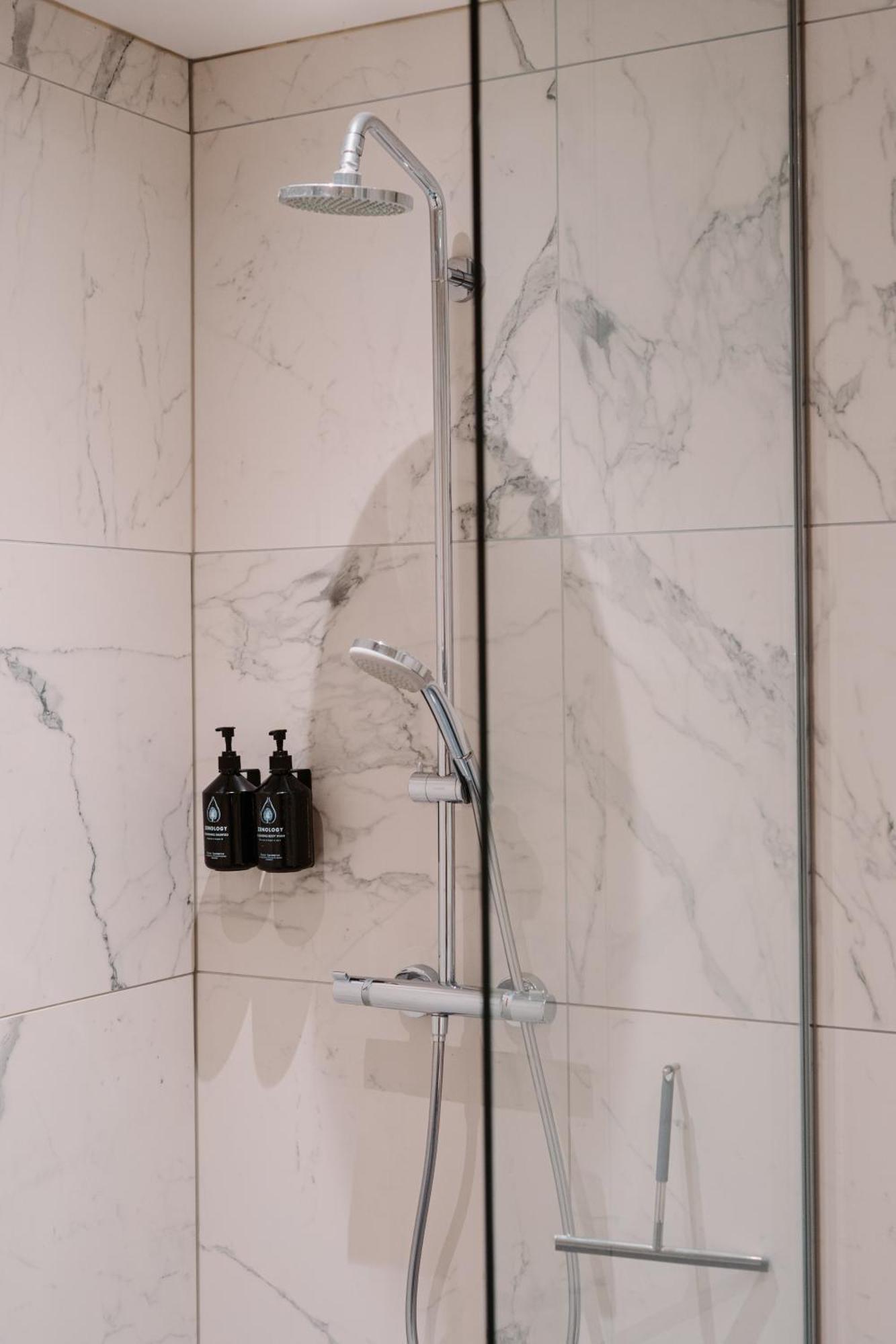 The Anthony Hotel Utrecht Bagian luar foto
